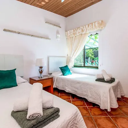 ヴィラ Isabel Sol アデヘ