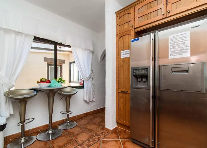 Isabel Sol * Costa Adeje