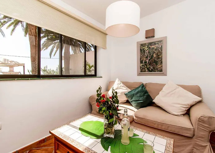 Isabel Sol Costa Adeje