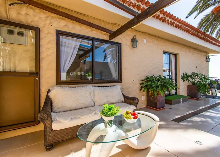 Isabel Sol * Costa Adeje