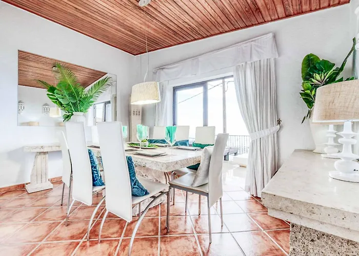 Isabel Sol Costa Adeje